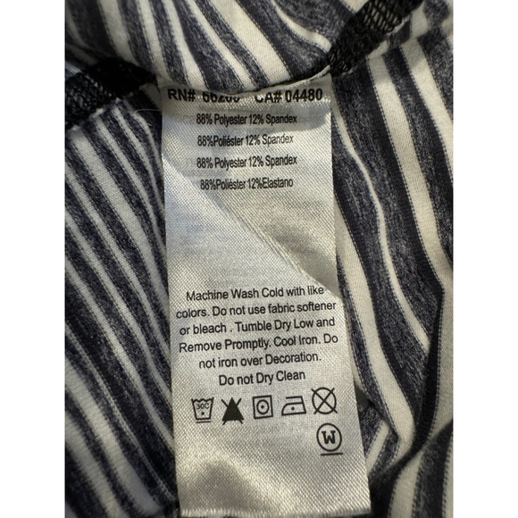 ASICS Black and White Striped Quarter-Zip Long Sleeve Top - Size L - Picture 8 of 8